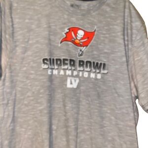 Men Fanatics Nfl Tampa Bay Buccaneers super bowl champions LV Tshirt Large L